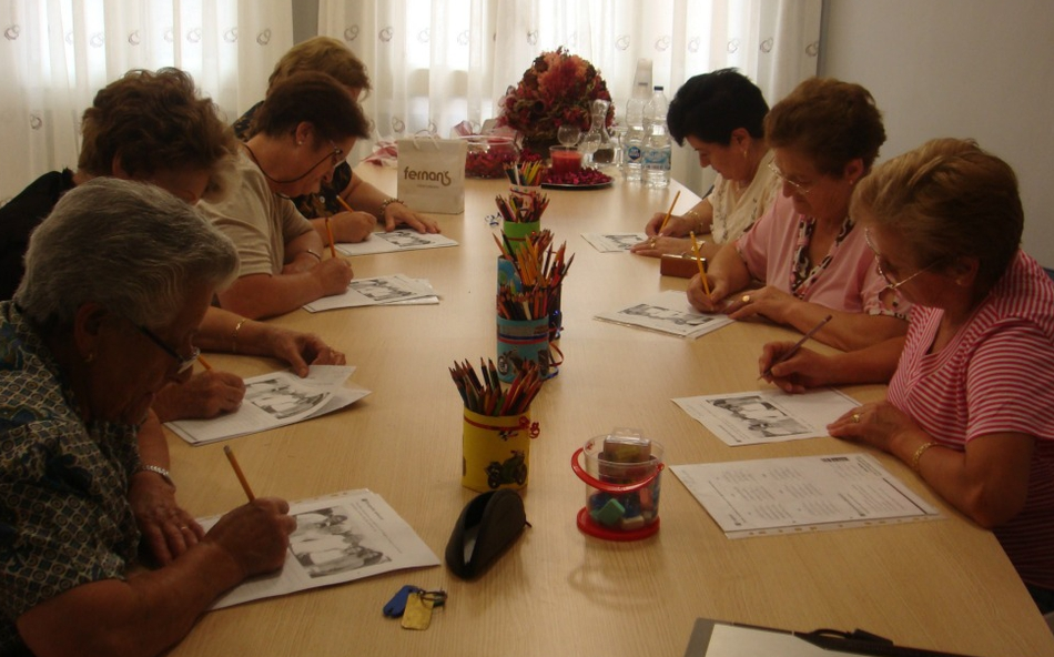 Gestión de las organizaciones, servicios gerontológicos y de salud para el adulto mayor